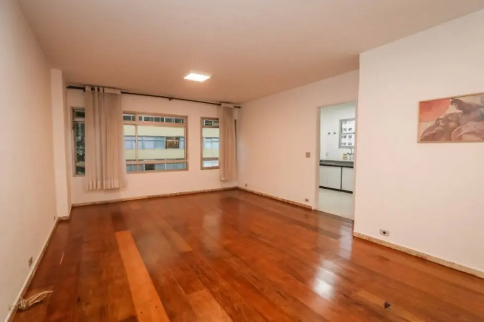 Foto 3 de Apartamento com 3 quartos para alugar, 130m2 em Jardim Paulista, São Paulo - SP