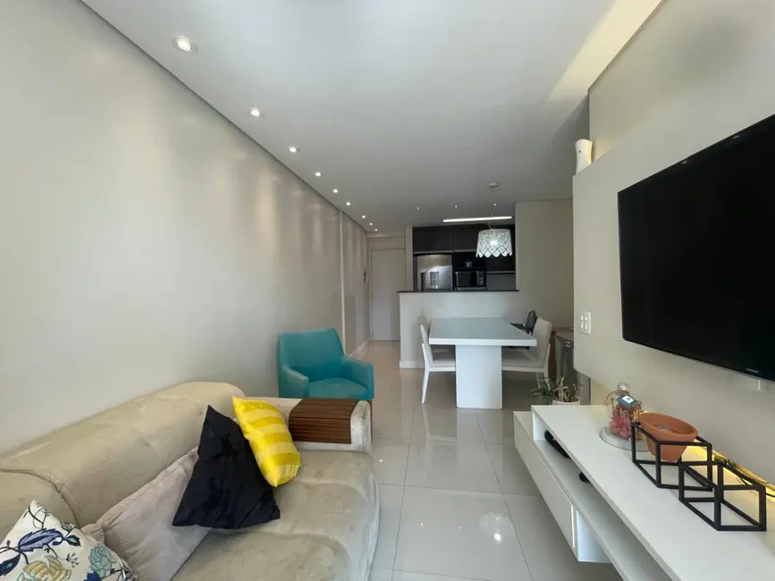 Foto 3 de Apartamento com 3 quartos à venda, 66m2 em Vila Suzana, São Paulo - SP