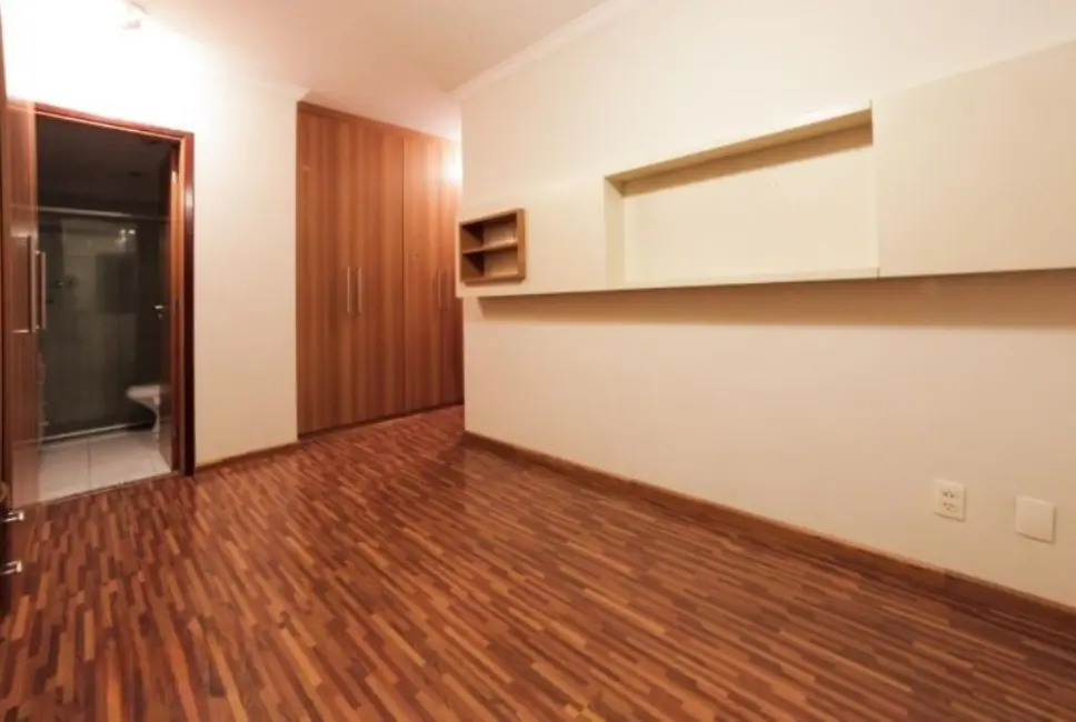 Apartamento com 3 quartos à venda, 137m2 em Santo Amaro, São Paulo - SP - imagem 3 Foto 3 de Apartamento com 3 quartos à venda, 137m2 em Santo Amaro, São Paulo - SP