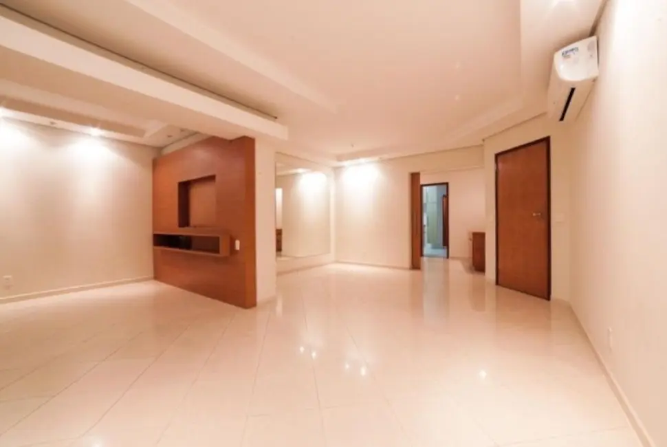 Apartamento com 3 quartos à venda, 137m2 em Santo Amaro, São Paulo - SP - imagem 1 Foto 1 de Apartamento com 3 quartos à venda, 137m2 em Santo Amaro, São Paulo - SP