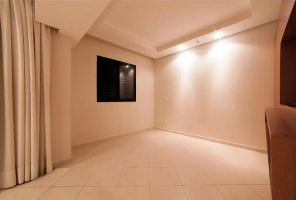 Apartamento com 3 quartos à venda, 137m2 em Santo Amaro, São Paulo - SP - imagem 5 Foto 5 de Apartamento com 3 quartos à venda, 137m2 em Santo Amaro, São Paulo - SP