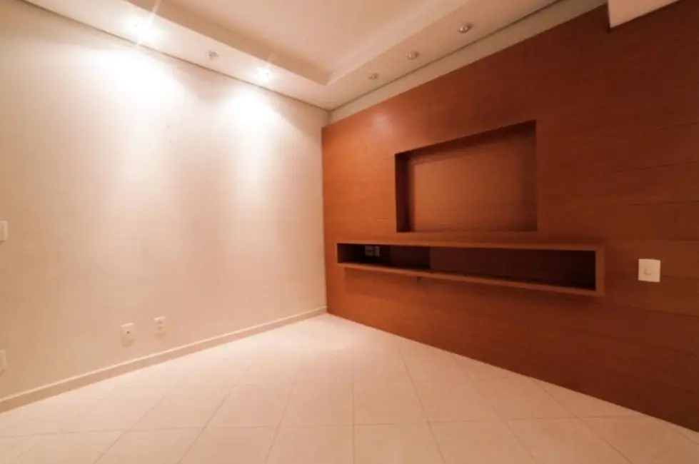 Apartamento com 3 quartos à venda, 137m2 em Santo Amaro, São Paulo - SP - imagem 2 Foto 2 de Apartamento com 3 quartos à venda, 137m2 em Santo Amaro, São Paulo - SP