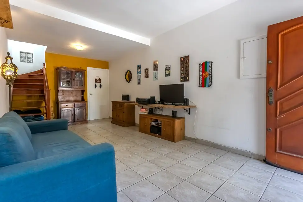 Foto 1 de Casa de Vila com 2 quartos à venda, 110m2 em Granja Julieta, São Paulo - SP