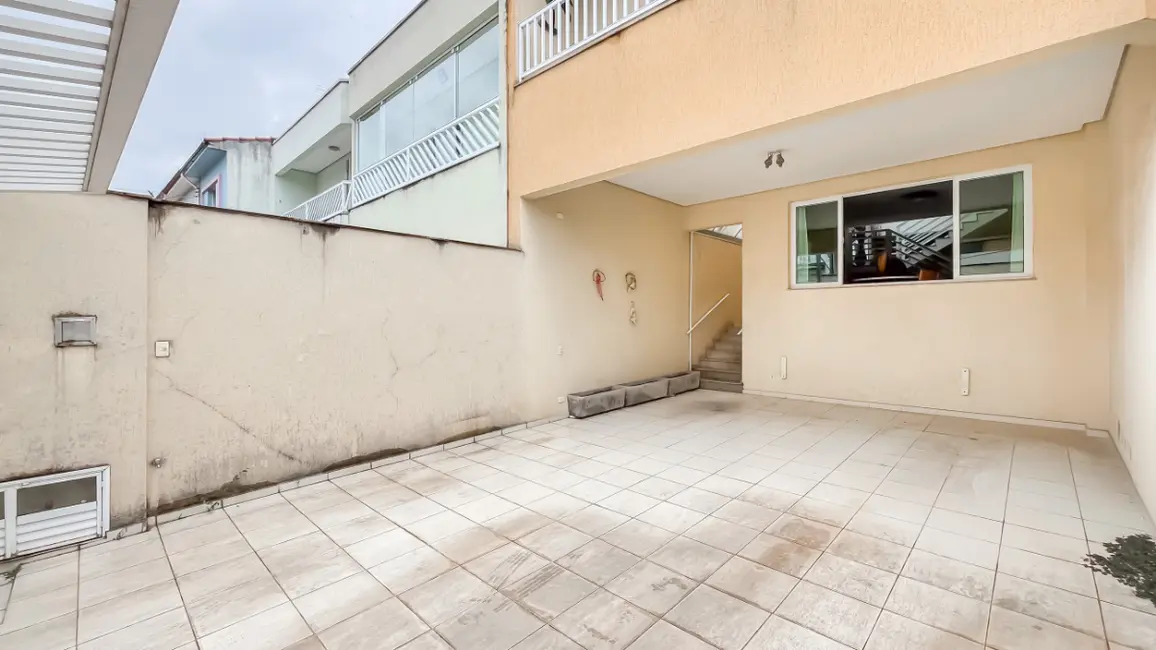 Foto 3 de Sobrado com 4 quartos à venda, 230m2 em Vila Gumercindo, São Paulo - SP