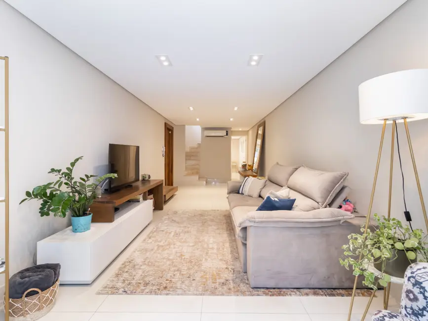 Sobrado com 3 quartos à venda, 217m2 em Vila Pereira Cerca, São Paulo - SP - imagem 9 Foto 9 de Sobrado com 3 quartos à venda, 217m2 em Vila Pereira Cerca, São Paulo - SP