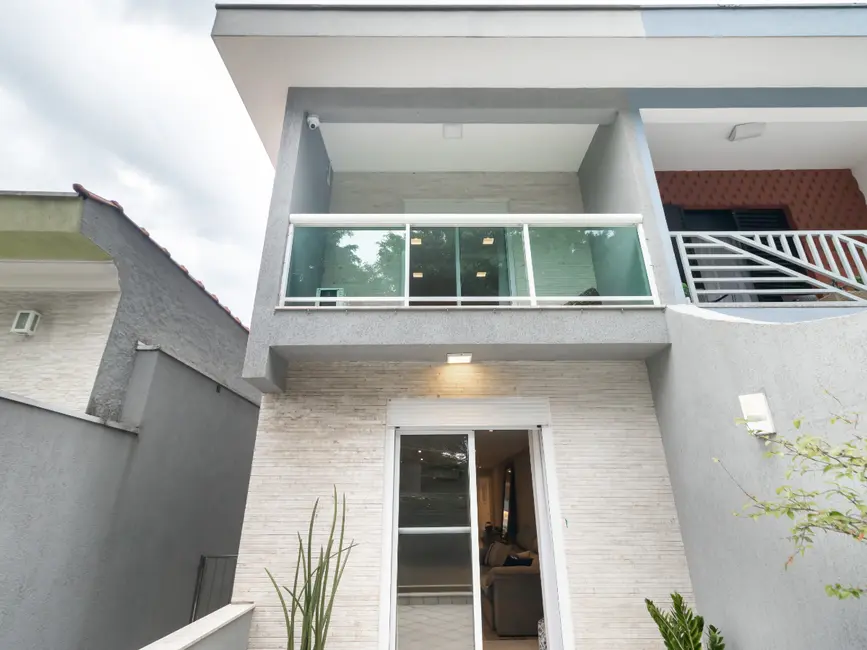 Sobrado com 3 quartos à venda, 217m2 em Vila Pereira Cerca, São Paulo - SP - imagem 4 Foto 4 de Sobrado com 3 quartos à venda, 217m2 em Vila Pereira Cerca, São Paulo - SP