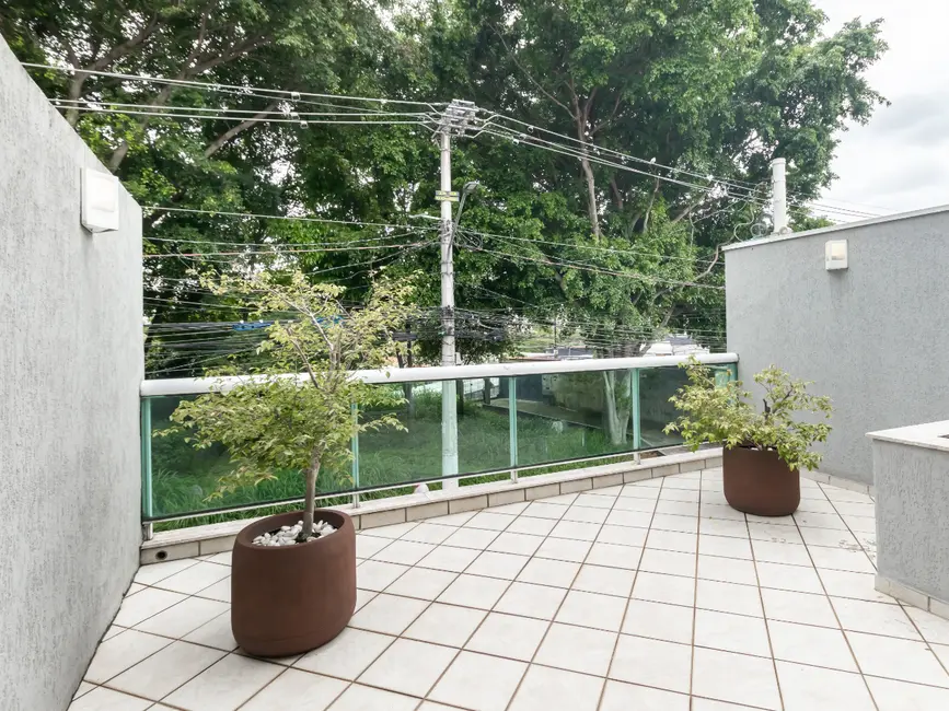 Sobrado com 3 quartos à venda, 217m2 em Vila Pereira Cerca, São Paulo - SP - imagem 3 Foto 3 de Sobrado com 3 quartos à venda, 217m2 em Vila Pereira Cerca, São Paulo - SP