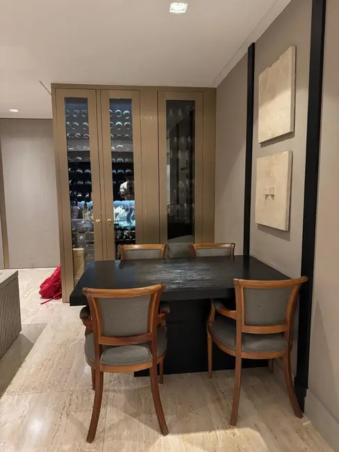Foto 7 de Apartamento com 3 quartos à venda, 187m2 em Moema, São Paulo - SP