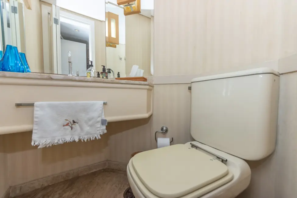 Foto 3 de Apartamento com 4 quartos à venda, 210m2 em Higienópolis, São Paulo - SP