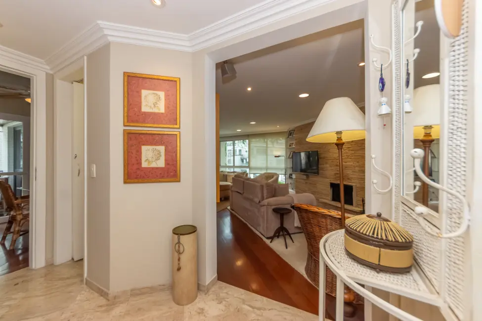 Foto 4 de Apartamento com 4 quartos à venda, 210m2 em Higienópolis, São Paulo - SP