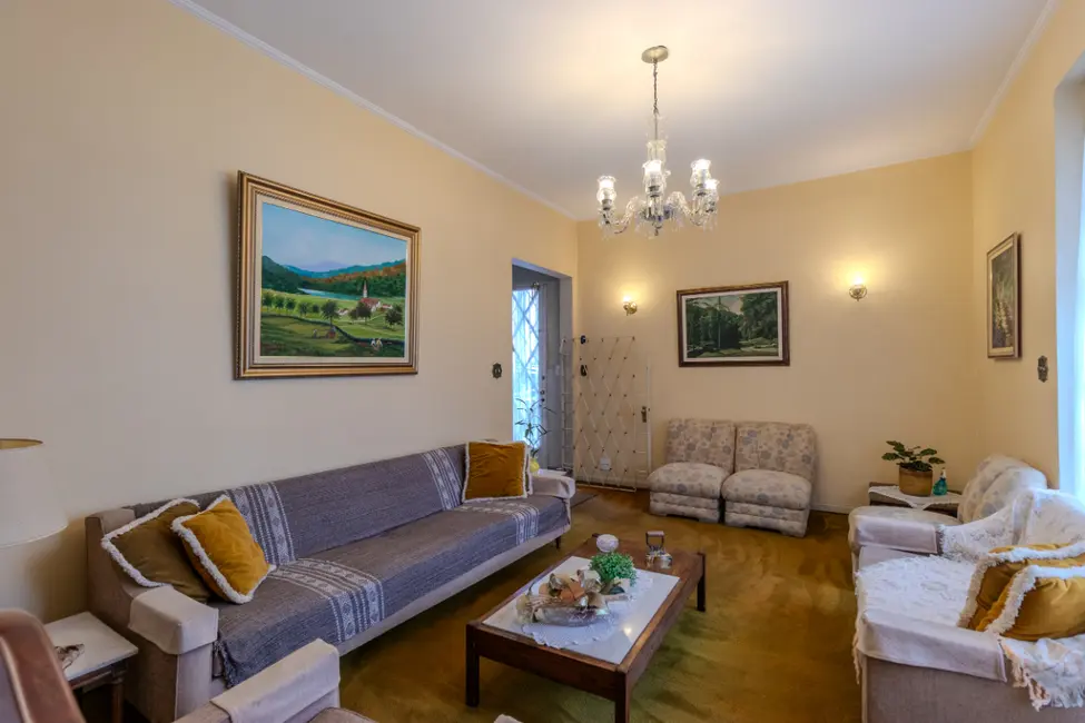 Foto 8 de Casa com 3 quartos à venda, 330m2 em Pacaembu, São Paulo - SP