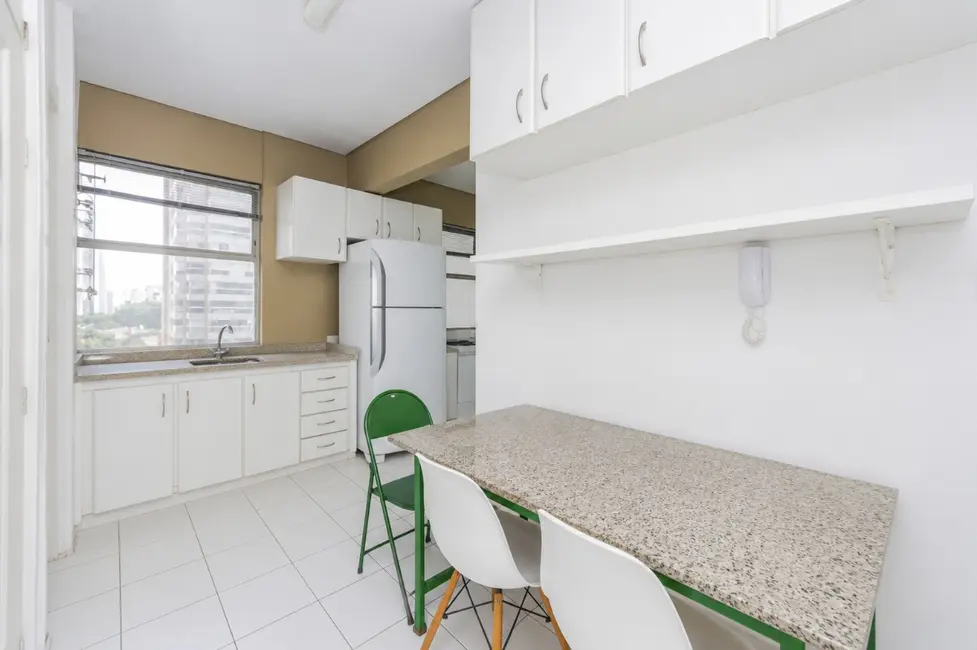 Foto 4 de Apartamento com 3 quartos à venda em Moema, São Paulo - SP