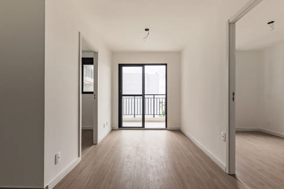 Foto 2 de Apartamento com 2 quartos à venda, 40m2 em Moema, São Paulo - SP