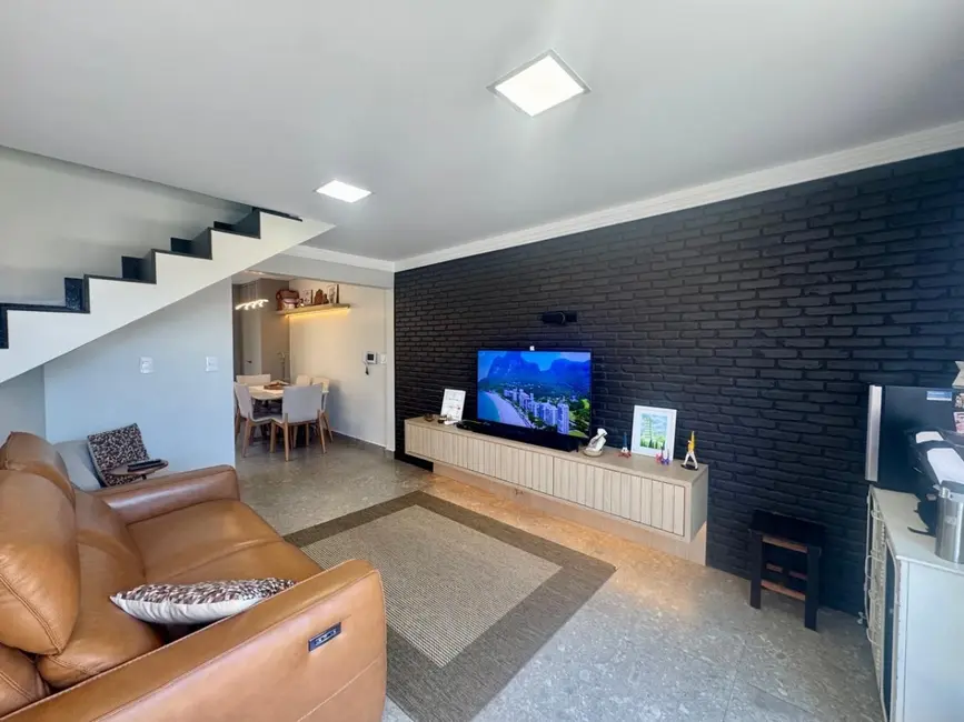 Foto 2 de Casa com 3 quartos à venda, 127m2 em Parque São Domingos, São Paulo - SP
