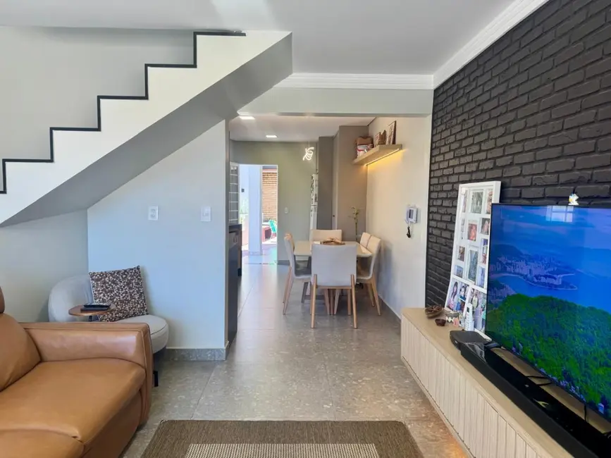 Foto 5 de Casa com 3 quartos à venda, 127m2 em Parque São Domingos, São Paulo - SP