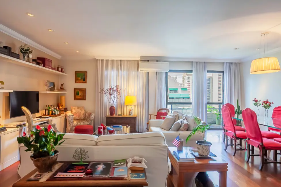 Foto 2 de Apartamento com 2 quartos à venda, 143m2 em Itaim Bibi, São Paulo - SP