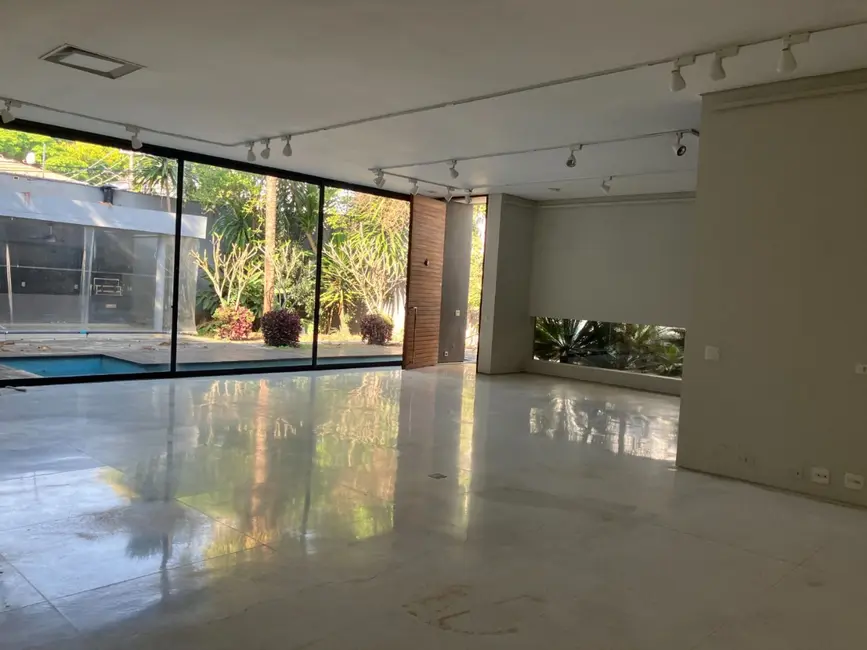 Sobrado com 5 quartos à venda, 695m2 em Campo Belo, São Paulo - SP - imagem 7 Foto 7 de Sobrado com 5 quartos à venda, 695m2 em Campo Belo, São Paulo - SP