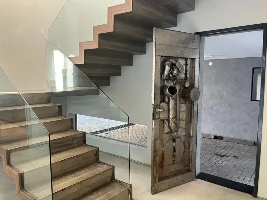 Sobrado com 5 quartos à venda, 695m2 em Campo Belo, São Paulo - SP - imagem 3 Foto 3 de Sobrado com 5 quartos à venda, 695m2 em Campo Belo, São Paulo - SP