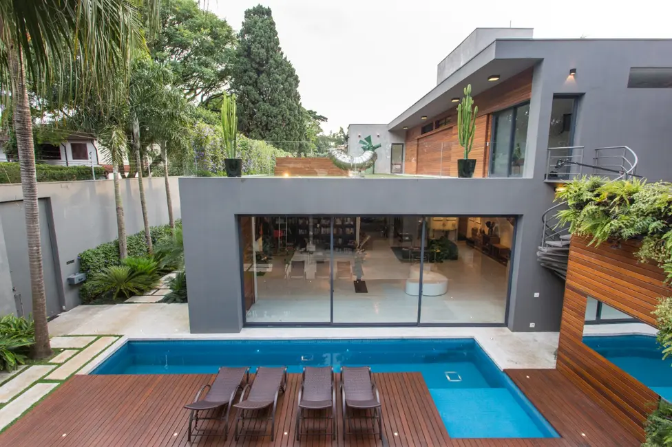 Foto 1 de Sobrado com 5 quartos à venda, 695m2 em Campo Belo, São Paulo - SP