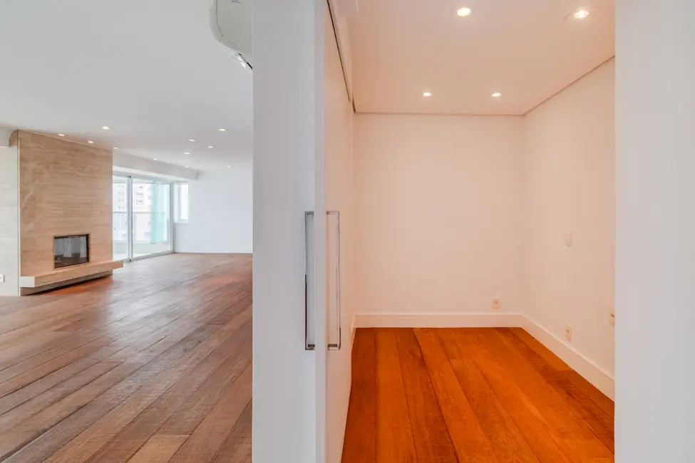Apartamento com 3 quartos à venda em Vila Uberabinha, São Paulo - SP - imagem 7 Foto 7 de Apartamento com 3 quartos à venda em Vila Uberabinha, São Paulo - SP