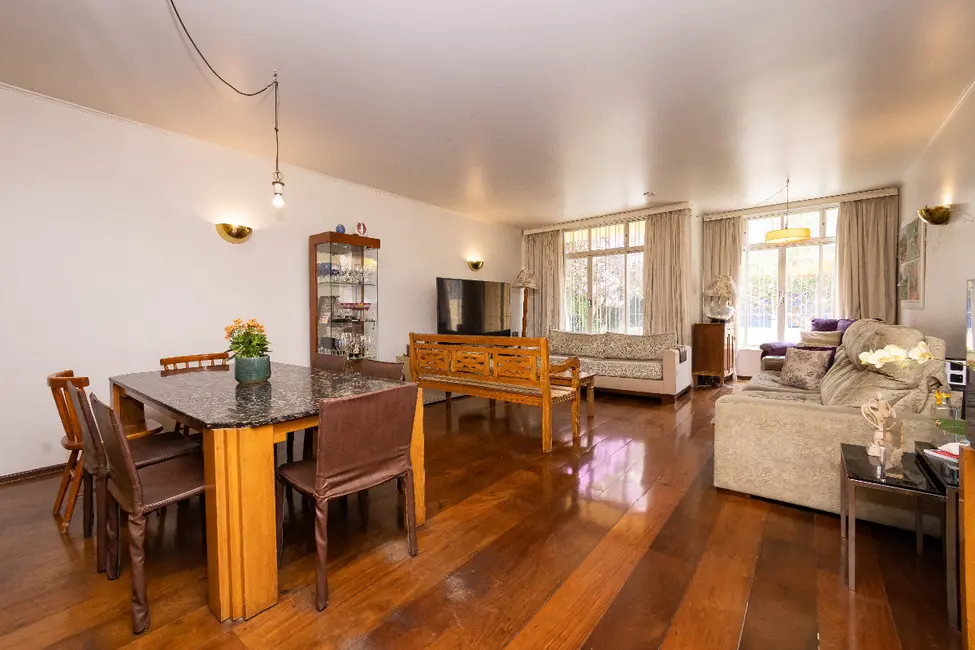 Foto 2 de Casa com 5 quartos à venda, 256m2 em Vila Madalena, São Paulo - SP