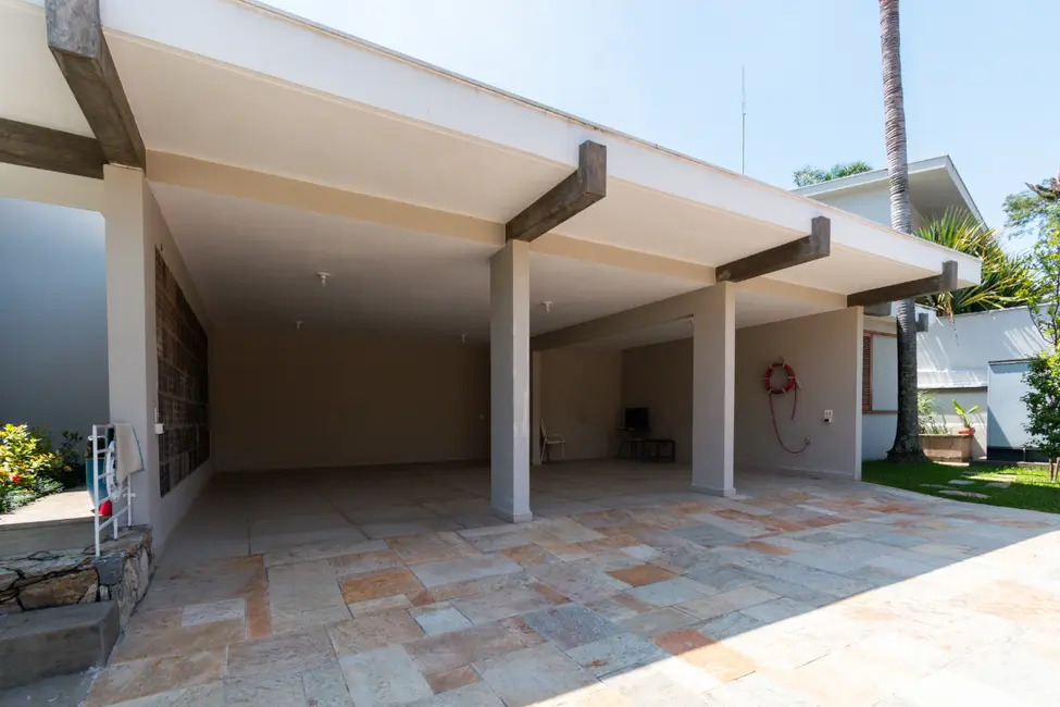 Foto 4 de Casa com 3 quartos à venda, 590m2 em Pacaembu, São Paulo - SP