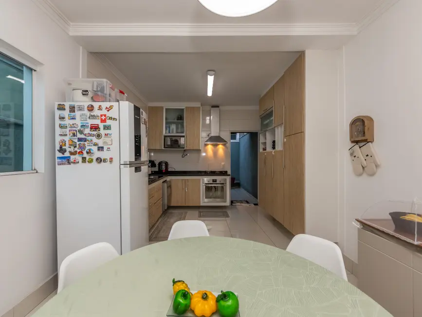 Foto 8 de Sobrado com 3 quartos à venda, 168m2 em Jardim Marisa, São Paulo - SP