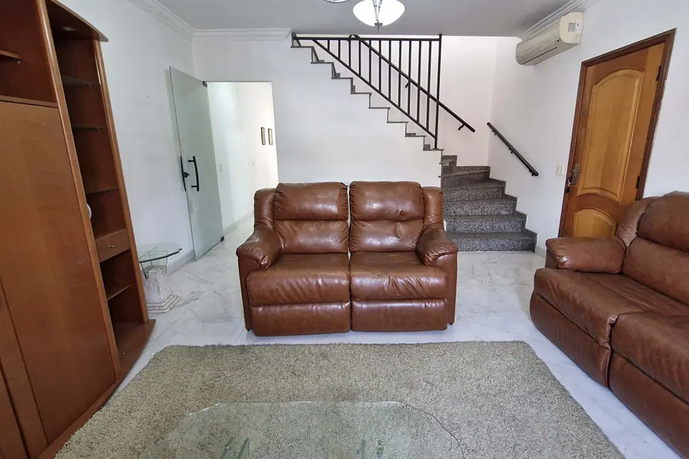 Foto 9 de Sobrado com 3 quartos à venda, 250m2 em Vila Santa Terezinha (Zona Norte), São Paulo - SP