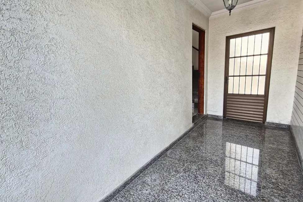 Foto 3 de Sobrado com 3 quartos à venda, 250m2 em Vila Santa Terezinha (Zona Norte), São Paulo - SP