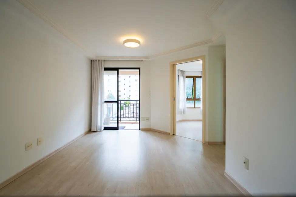 Foto 9 de Apartamento com 2 quartos à venda, 56m2 em Moema, São Paulo - SP