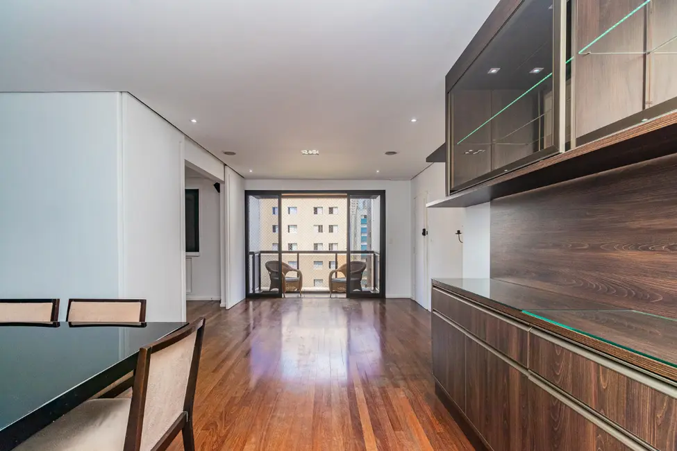 Foto 2 de Apartamento com 3 quartos à venda, 115m2 em Vila Olímpia, São Paulo - SP