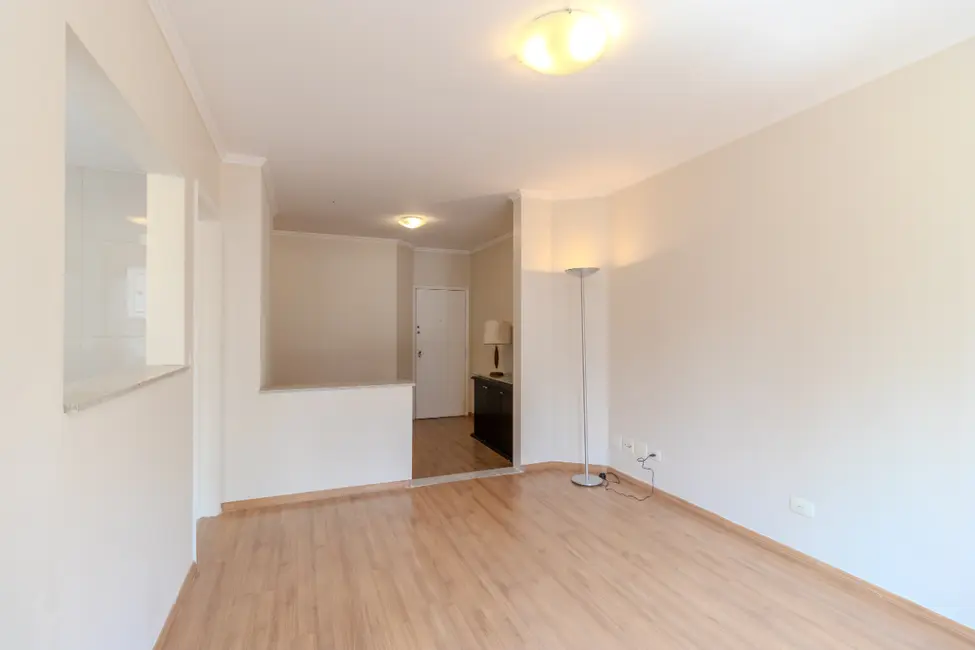 Foto 6 de Apartamento com 2 quartos à venda, 60m2 em Moema, São Paulo - SP