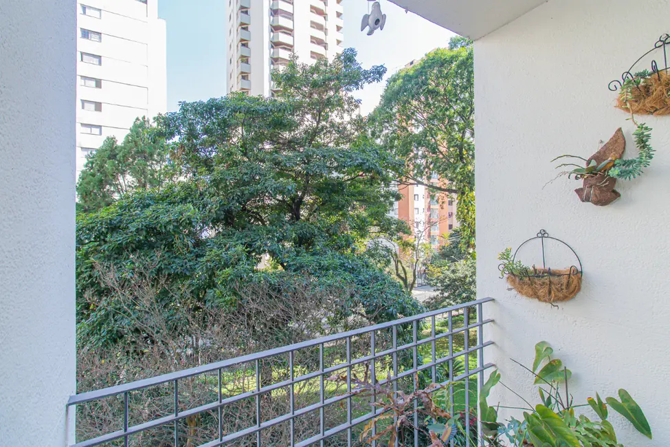 Foto 5 de Apartamento com 3 quartos à venda, 110m2 em Moema, São Paulo - SP