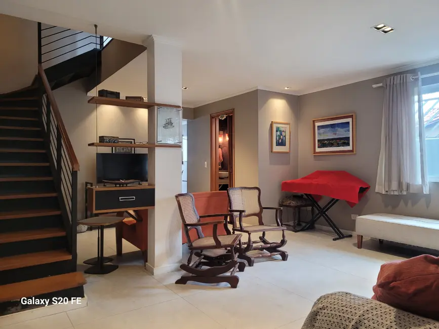 Foto 3 de Casa com 3 quartos à venda, 180m2 em Vila Pompéia, São Paulo - SP