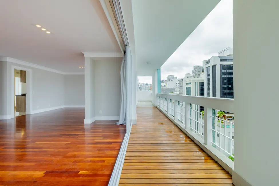 Foto 3 de Apartamento com 4 quartos à venda, 381m2 em Higienópolis, São Paulo - SP