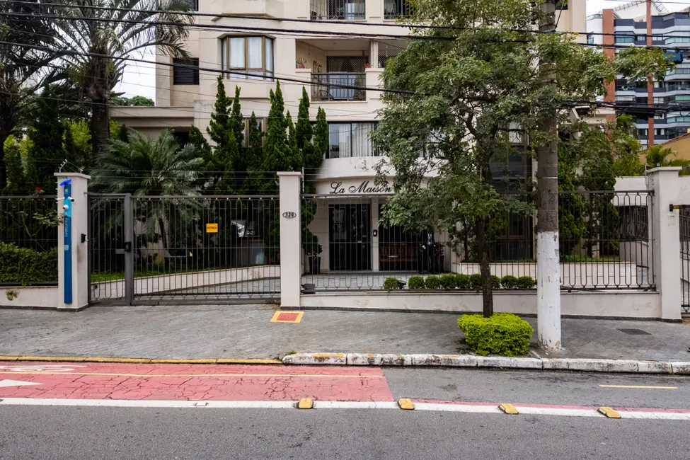 Foto 2 de Apartamento com 2 quartos à venda, 56m2 em Moema, São Paulo - SP