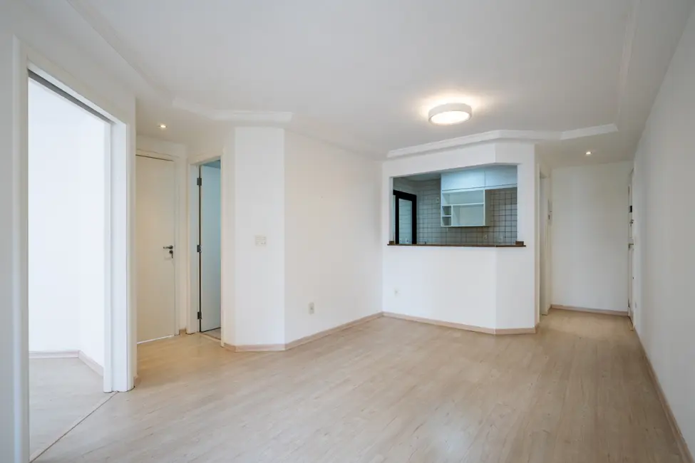 Foto 6 de Apartamento com 2 quartos à venda, 56m2 em Moema, São Paulo - SP