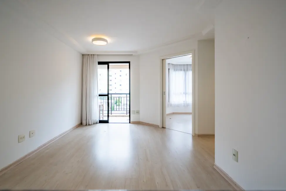 Foto 5 de Apartamento com 2 quartos à venda, 56m2 em Moema, São Paulo - SP