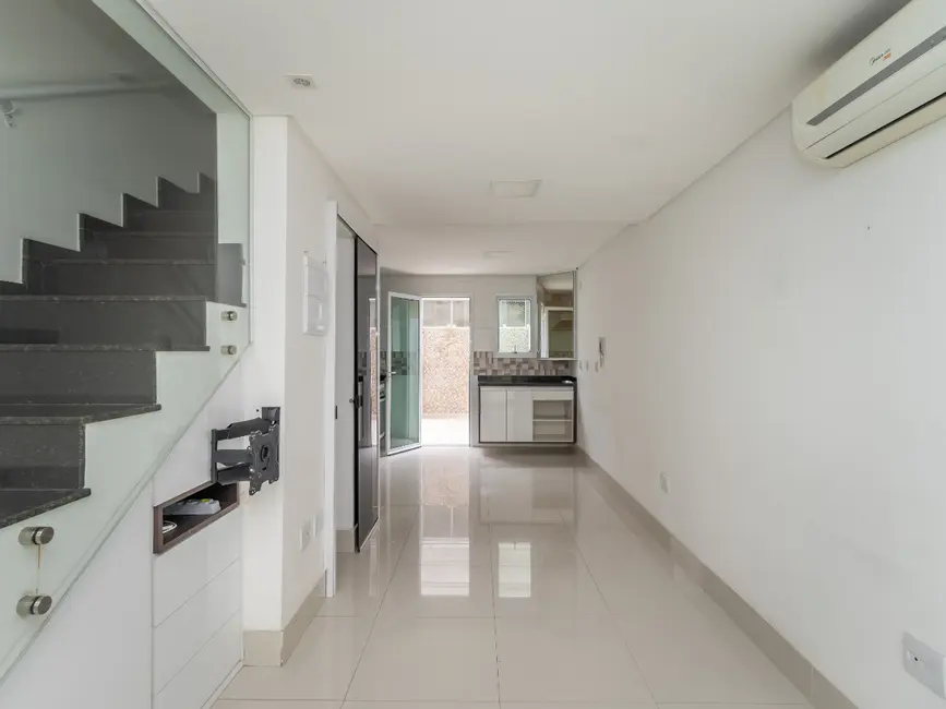 Foto 4 de Casa de Condomínio com 2 quartos à venda, 80m2 em Vila Mangalot, São Paulo - SP