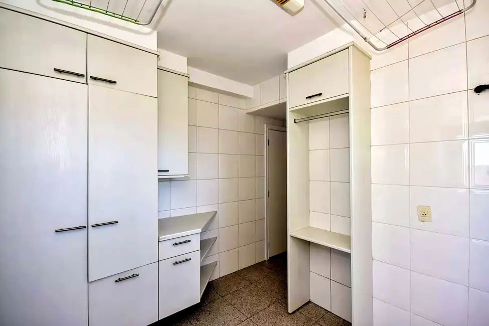 Foto 6 de Apartamento com 4 quartos à venda, 288m2 em São Paulo - SP