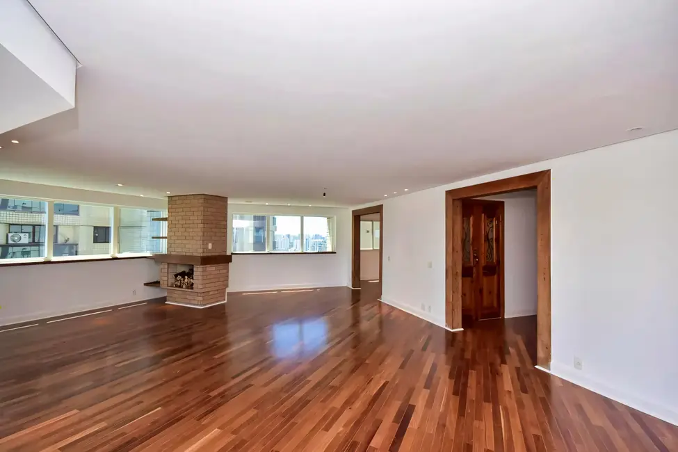 Foto 2 de Apartamento com 4 quartos à venda, 288m2 em São Paulo - SP