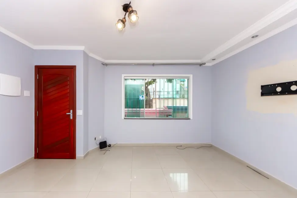 Foto 1 de Casa com 3 quartos para alugar, 218m2 em Vila Isolina Mazzei, São Paulo - SP