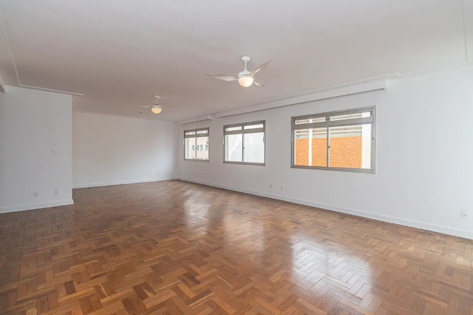 Foto 2 de Apartamento com 3 quartos à venda, 230m2 em Higienópolis, São Paulo - SP
