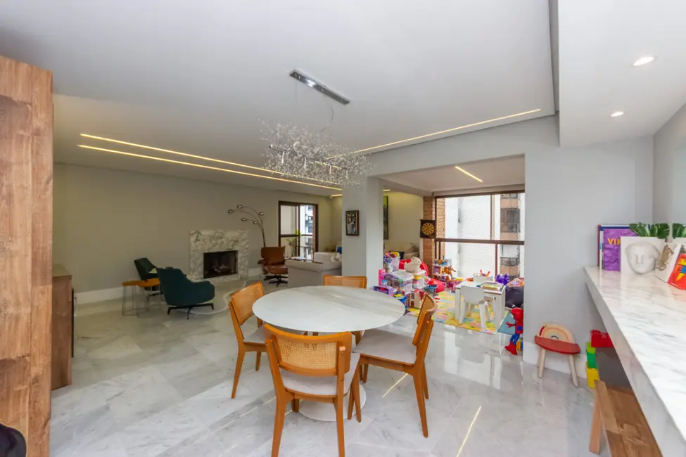 Foto 7 de Apartamento com 4 quartos à venda, 198m2 em Vila Andrade, São Paulo - SP