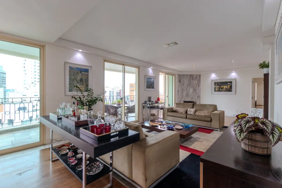 Foto 6 de Apartamento com 3 quartos à venda, 237m2 em Campo Belo, São Paulo - SP