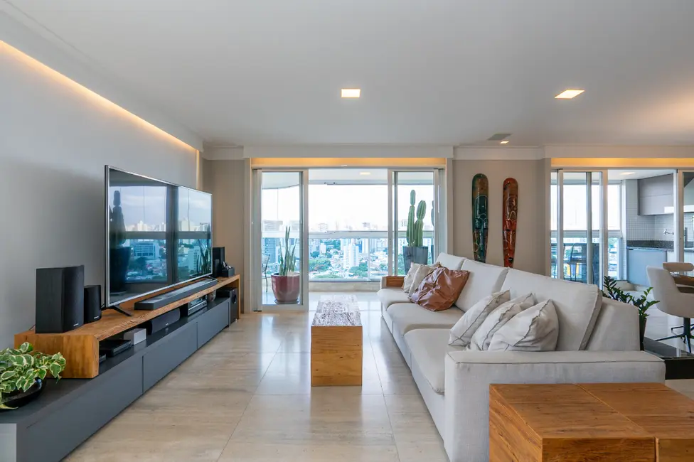 Foto 2 de Apartamento com 3 quartos à venda, 195m2 em Indianópolis, São Paulo - SP