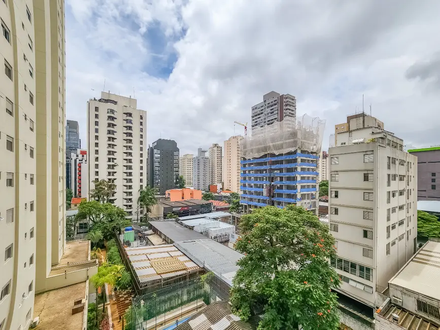 Foto 2 de Apartamento com 3 quartos à venda, 95m2 em Moema, São Paulo - SP