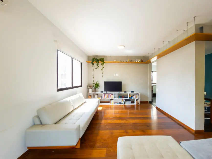 Foto 2 de Apartamento com 3 quartos à venda, 135m2 em Moema, São Paulo - SP