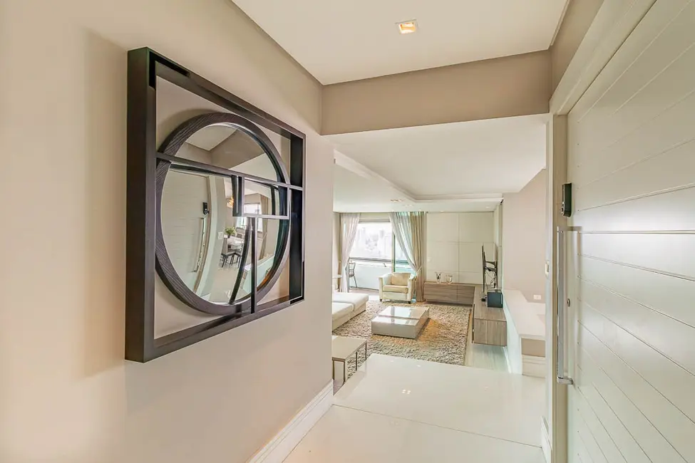 Foto 6 de Apartamento com 4 quartos à venda, 246m2 em Aclimação, São Paulo - SP