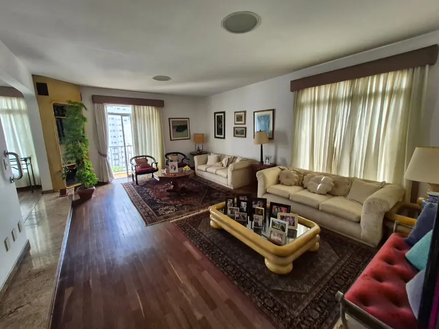 Foto 6 de Apartamento com 4 quartos à venda, 202m2 em Higienópolis, São Paulo - SP